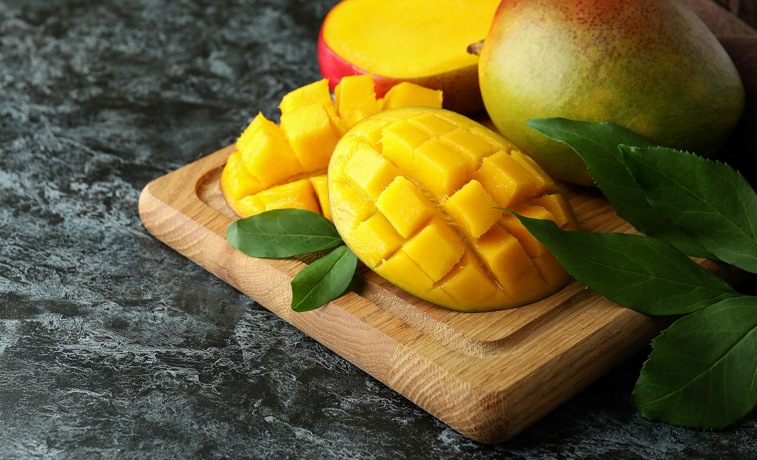 Comment une chaîne de production de transformation de fruits tropicaux transforme les fruits crus en produits prêts à l'exportation